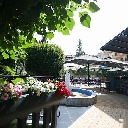 The Hart Hotel Vlore Bagian luar foto