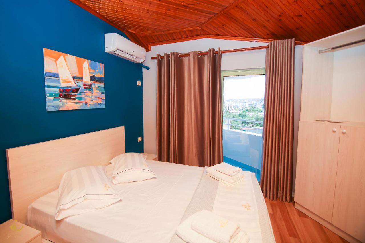 The Hart Hotel Vlore Bagian luar foto